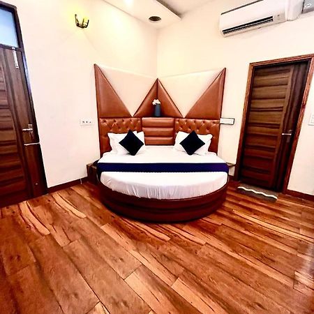 Hotel Woodcrest Zirakpur - Best Family Hotel By - A Unit Of Sidham Group Luaran gambar