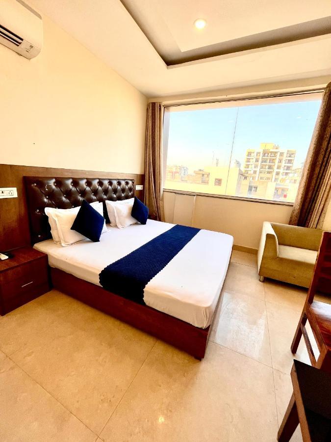 Hotel Woodcrest Zirakpur - Best Family Hotel By - A Unit Of Sidham Group Luaran gambar