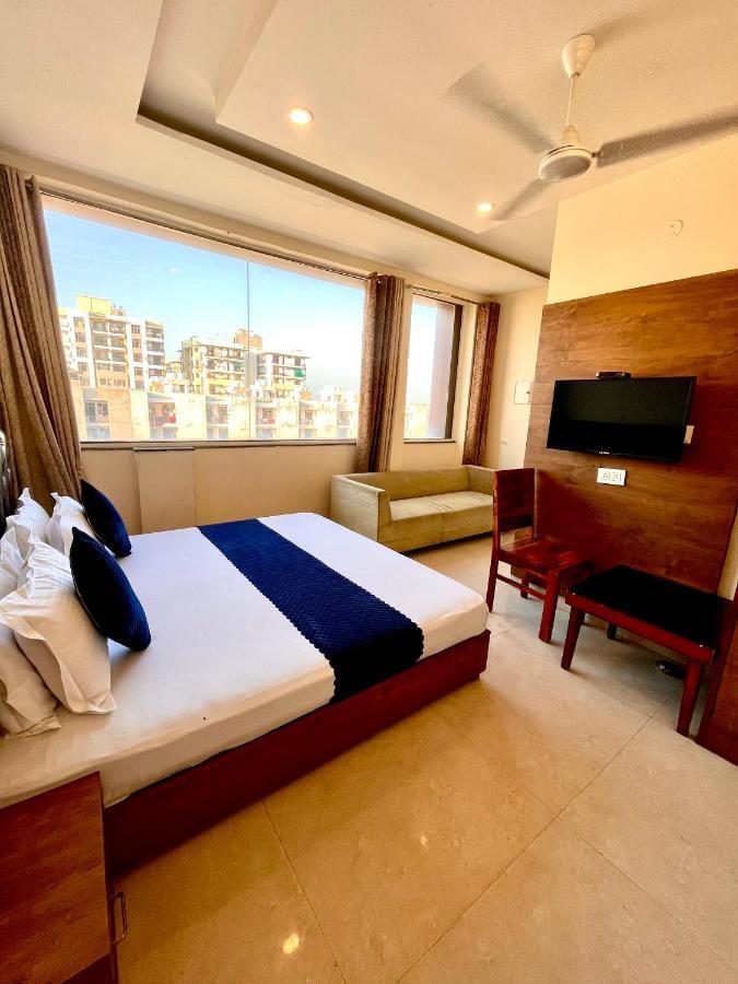 Hotel Woodcrest Zirakpur - Best Family Hotel By - A Unit Of Sidham Group Luaran gambar
