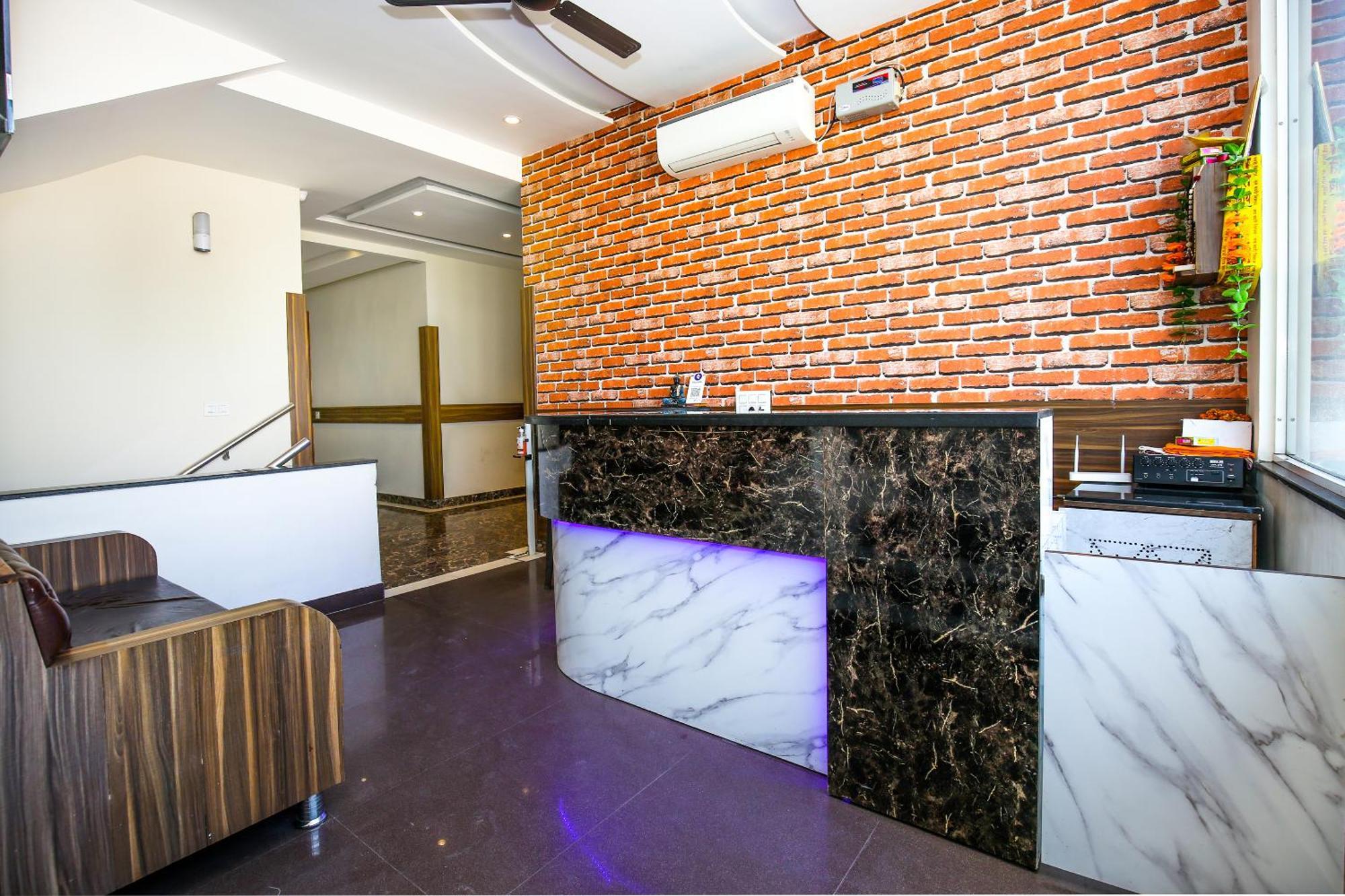 Hotel Woodcrest Zirakpur - Best Family Hotel By - A Unit Of Sidham Group Luaran gambar